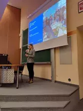 Mgr Aleksandra Zalewska podczas prezentacji