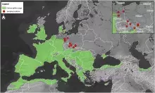 Mapa rozmieszczenia badanych populacji Ophrys apifera. Obszar występowania gatunku zaznaczono kolorem zielonym. Lokalizacje badanych populacji oznaczono czerwonymi kropkami.