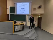 dr hab. Wojciech Pokora, prof. UG podczas wykładu
