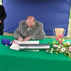Uroczystość wmurowania aktu erekcyjnego pod nowy budynek Wydziału Biologii (19.05.2008)