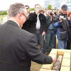 Uroczystość wmurowania aktu erekcyjnego pod nowy budynek Wydziału Biologii (19.05.2008)