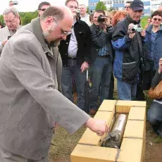 Uroczystość wmurowania aktu erekcyjnego pod nowy budynek Wydziału Biologii (19.05.2008)