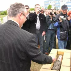 Uroczystość wmurowania aktu erekcyjnego pod nowy budynek Wydziału Biologii (19.05.2008)