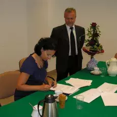 Podpisanie umowy o współpracy edukacyjnej między Wydziałem Biologii UG a II Liceum Ogólnokształcącym w Elblągu (06.07.2010)