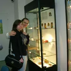 01.03.2011 - dr Elżbieta Sontag z Katedry Zoologii Bezkręgowców prowadzi zajęcia pt. "Co się kryje w bursztynie" dla uczniów V LO w Gdyni
