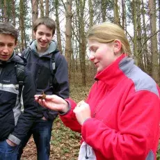 12.04.2011 - mgr Brygida Manikowska ze Stacji Badania Wędrówek Ptaków prowadzi zajęcia pt. "Tam i z powrotem do ziemi przodków czyli migracje ptaków" dla uczniów V LO w Gdyni