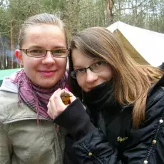 12.04.2011 - mgr Brygida Manikowska ze Stacji Badania Wędrówek Ptaków prowadzi zajęcia pt. "Tam i z powrotem do ziemi przodków czyli migracje ptaków" dla uczniów V LO w Gdyni