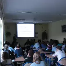 05.02.2013r, IV LO w Gdyni, wykład dr Wojciecha Glaca - "Neurobiologia uzależnień" fot. Małgorzata Turyn