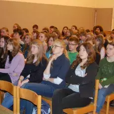 04.12.2013r, II LO w Słupsku, wykład dr Piotra Cubera - "Mieszkańcy i goście naszych ogrodów i domów" oraz dr Wojciecha Glaca - "Neurobiologia miłości" fot. Warcisław Machura, Sylwia Skocelas