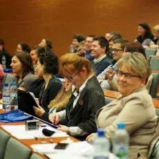 Obrady trwały od 8.45 do 18.00,  podzielone były na 4 panele tematyczne
