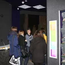 Katedra Zoologii Bezkręgowców i Parazytologii - Muzeum Inkluzji w Bursztynie