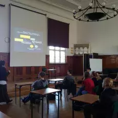 V LO w Gdańsku, wykład prof. UG dr hab. Danuty Lewandowskiej - pt. "Jak mózg steruje naszym zachowaniem"