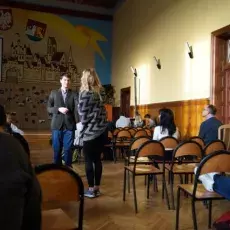 wykład prof. UG, dr hab. Dariusza Jakubasa pt. „Wpływ zmian klimatu na ptaki”oraz mgr Kacpra Ptaszka pt. „Czy naprawdę powinniśm
