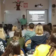 X LO w Gdyni, wykład dr Luis Rios Hernandez - "Syntrophism - a lifestyle at the limits of energy production"