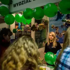 Stoisko Wydziału Biologii na Targach Akademia 2016
