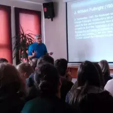 VI LO w Gdyni, wykład dr Luis Rios Hernandez - "Microbiology and water quality"  