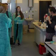 Katedra Biochemii Ogólnej i Medycznej - pokaz "Poznaj pracę biochemika"