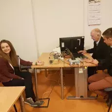 "Elektryczność w biologii", prowadzący: mgr inż. Michał Jaskulski (Katedra Fizjologii Zwierząt i Człowieka)